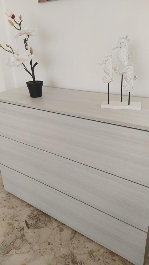 Malias Apartment Бари Екстериор снимка