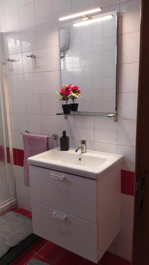 Malias Apartment Бари Екстериор снимка