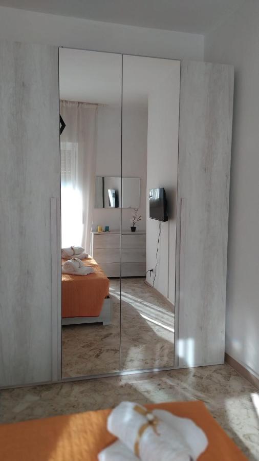 Malias Apartment Бари Екстериор снимка